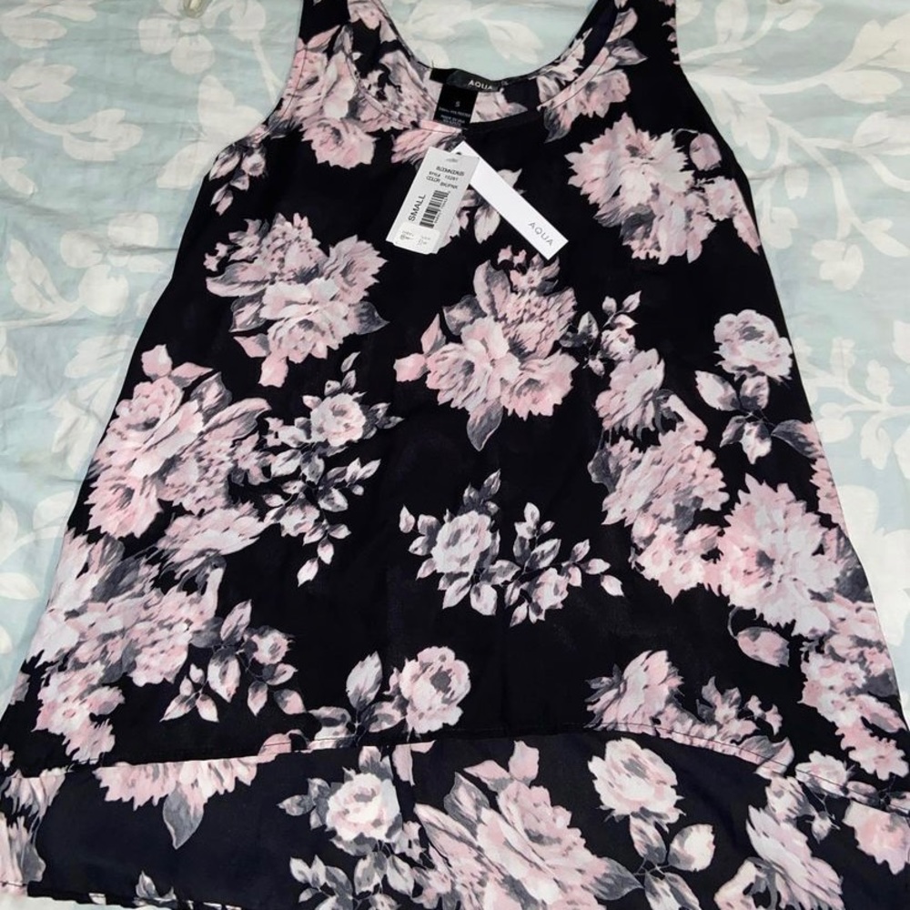 floral tank top